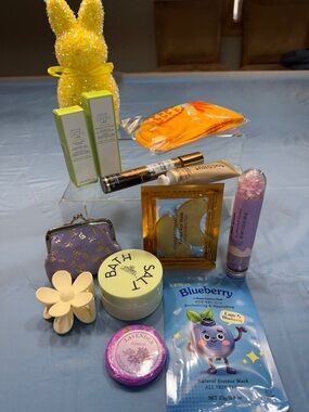 Mary Kay Satin Lips Easter Basket